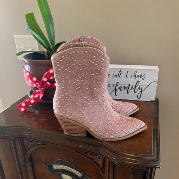 Hey Girl Shoes - Studded Pink Suede Western Ankle Boots